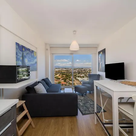 Pleasant Flat With Shared Pool In Kepez アパート アンタルヤ