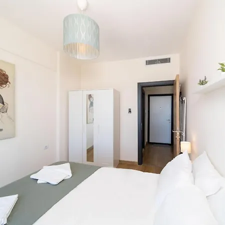 Pleasant Flat With Shared Pool In Kepez アンタルヤ